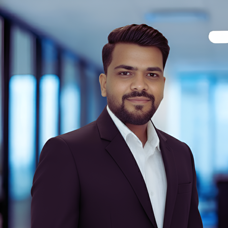 Vijai Karthick Selvam - Founder & Director